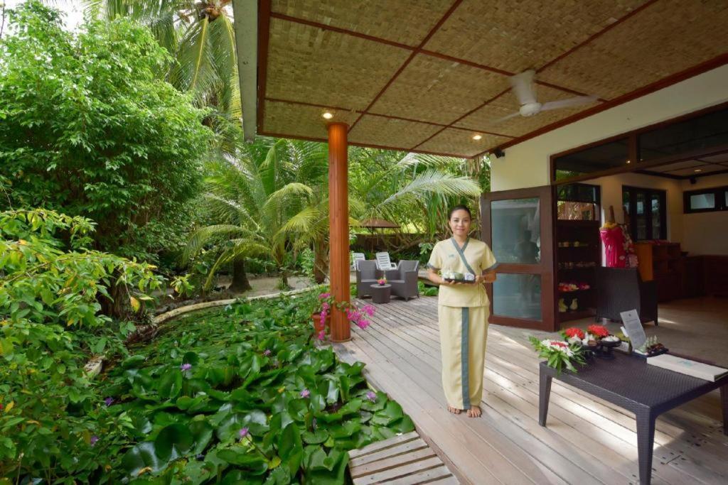 Angaga Island Resort And Spa Exterior foto