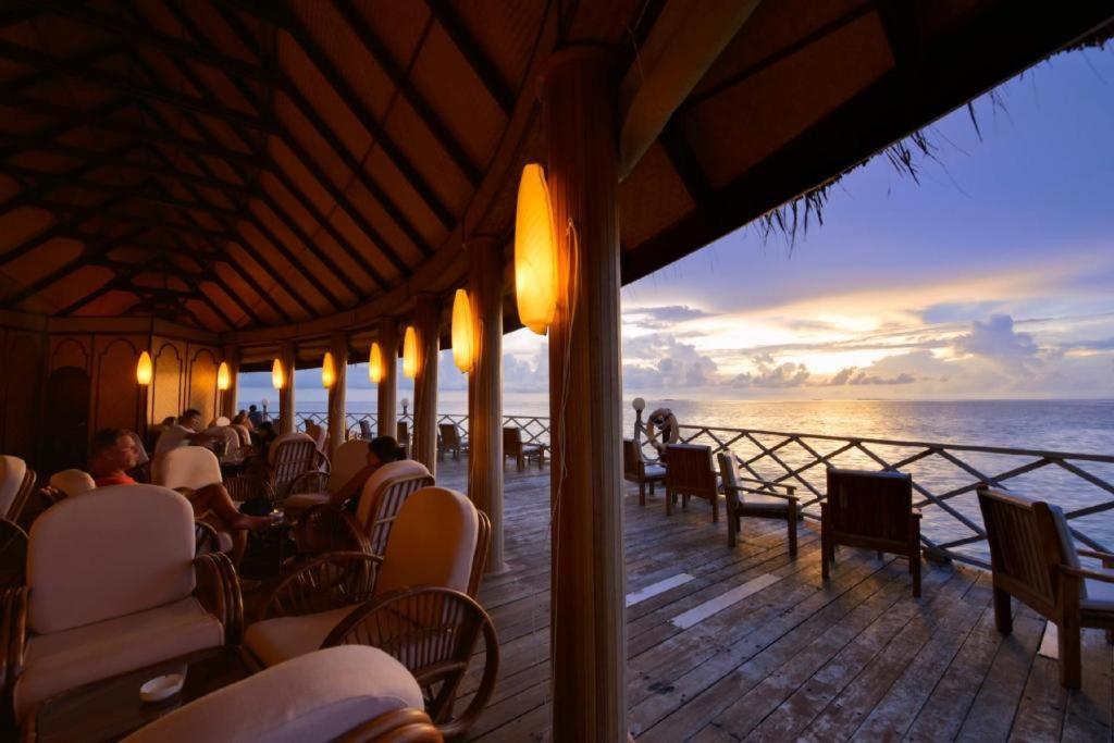 Angaga Island Resort And Spa Exterior foto