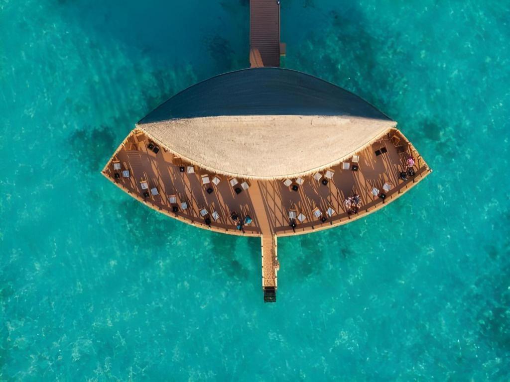 Angaga Island Resort And Spa Exterior foto
