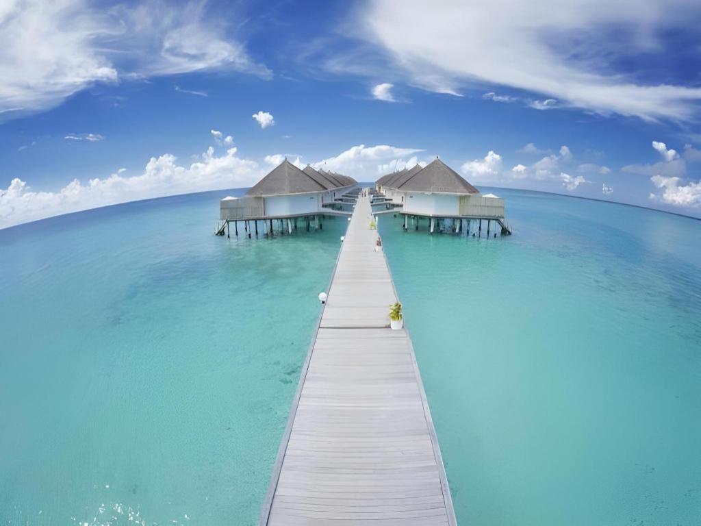 Angaga Island Resort And Spa Exterior foto