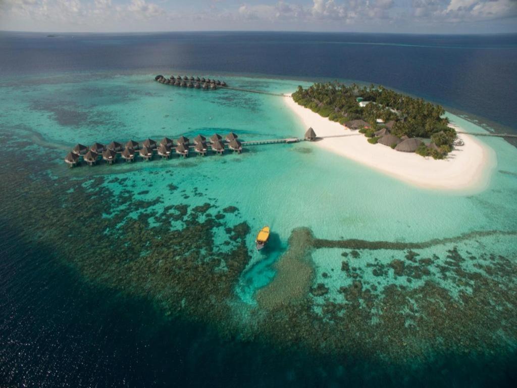 Angaga Island Resort And Spa Exterior foto
