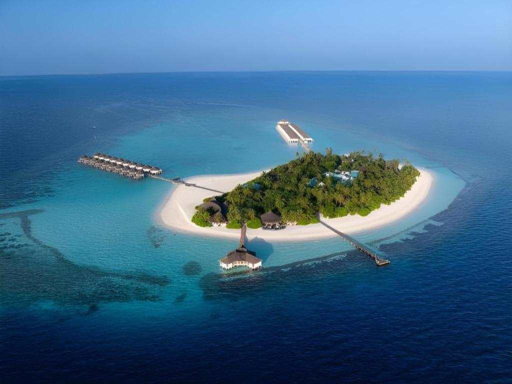 Angaga Island Resort And Spa Exterior foto