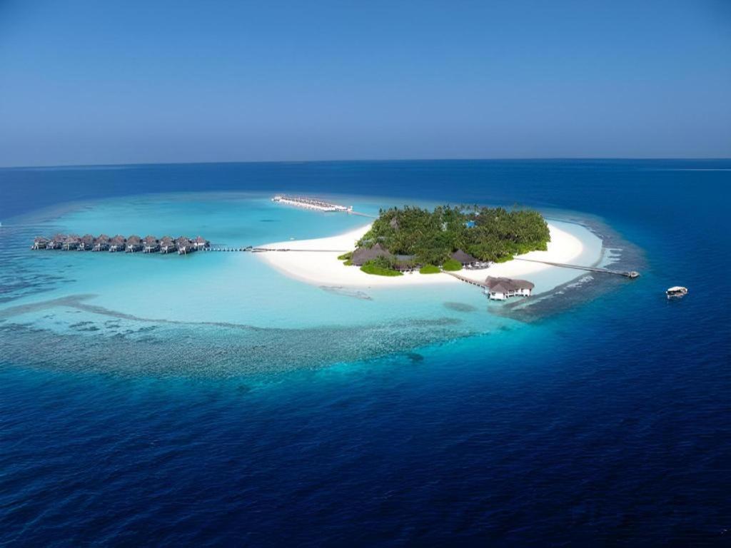 Angaga Island Resort And Spa Exterior foto