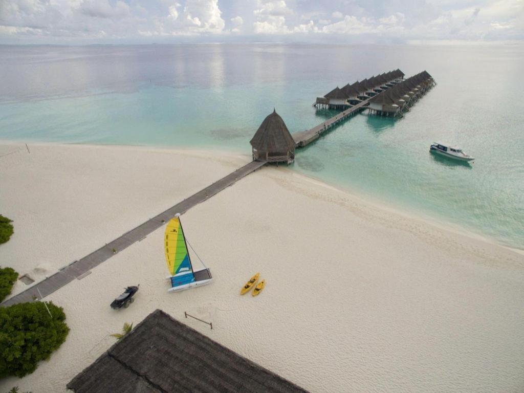 Angaga Island Resort And Spa Exterior foto