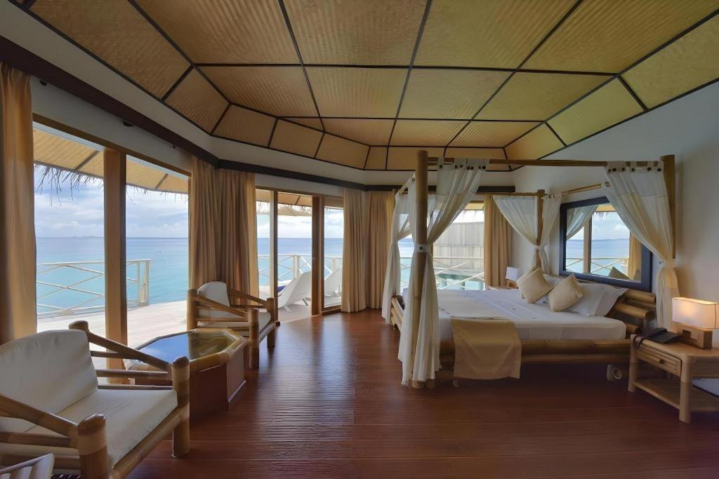 Angaga Island Resort And Spa Exterior foto