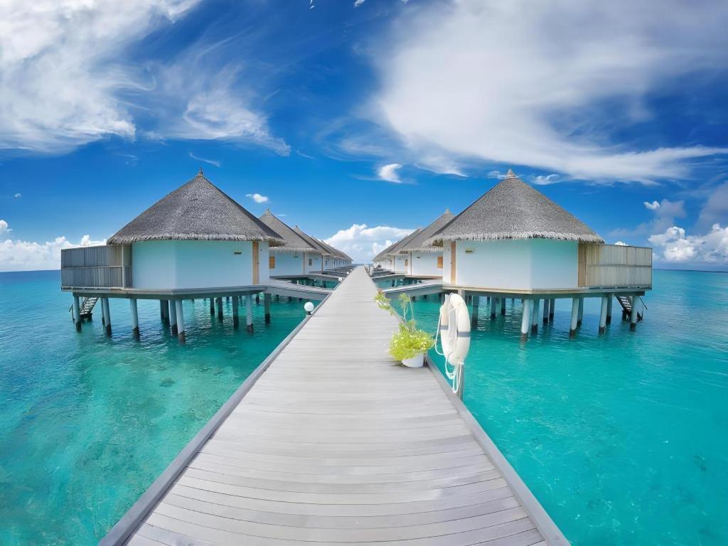 Angaga Island Resort And Spa Exterior foto